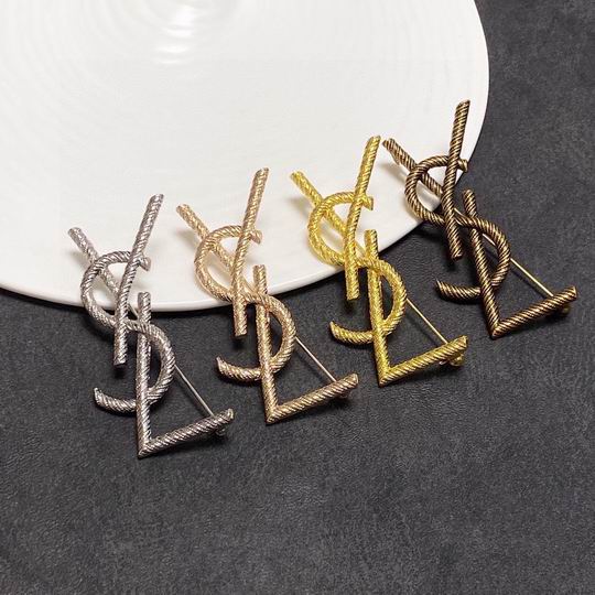 YSL Brooch 04lyh93